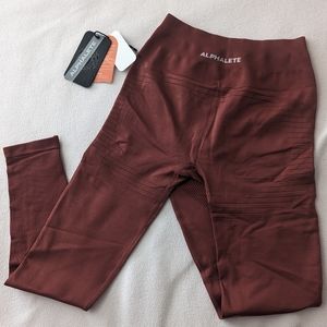 Alphalete Ozone Leggings - Gingerbread, size S